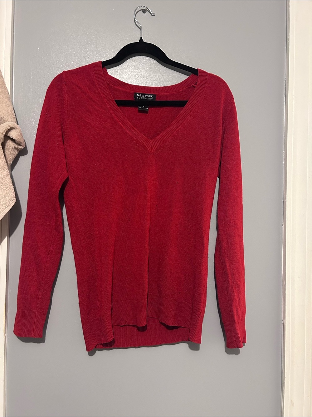 New York & Company Bright Red V-Neck Knit Sweater
